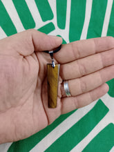 Cargar imagen en el visor de la galería, Colgante Rectangular Ojo tigre Mod. 3
