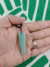 Cargar imagen en el visor de la galería, Colgante Rectangular Aventurina
