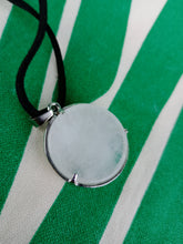Cargar imagen en el visor de la galería, Colgante Yogi Cuarzo Blanco
