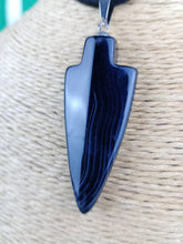 Cargar imagen en el visor de la galería, Colgante Punta Flecha Ágata Negra Mod. 2
