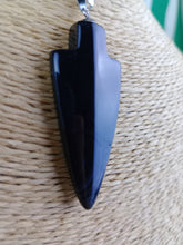 Cargar imagen en el visor de la galería, Colgante Punta Flecha Ágata Negra Mod. 2
