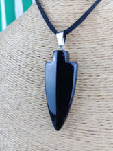 Cargar imagen en el visor de la galería, Colgante Punta Flecha Ágata Negra Mod. 4
