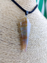 Cargar imagen en el visor de la galería, Colgante Punta Flecha Ágata India Mod. 1
