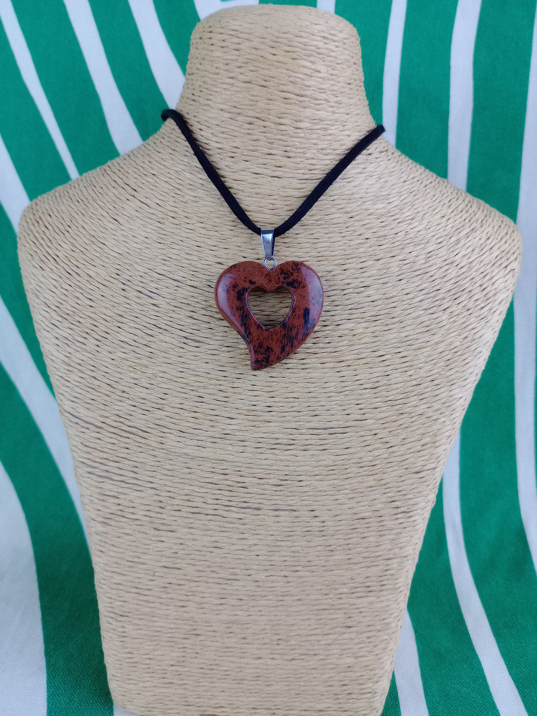 Colgante Corazon Tallado Obsidiana Caoba Mod 2