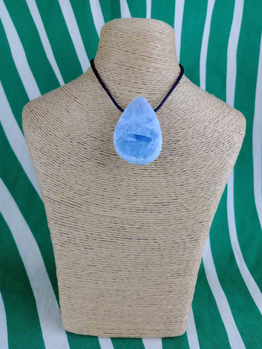 Colgante Calcedonia Lagrima Mod 2