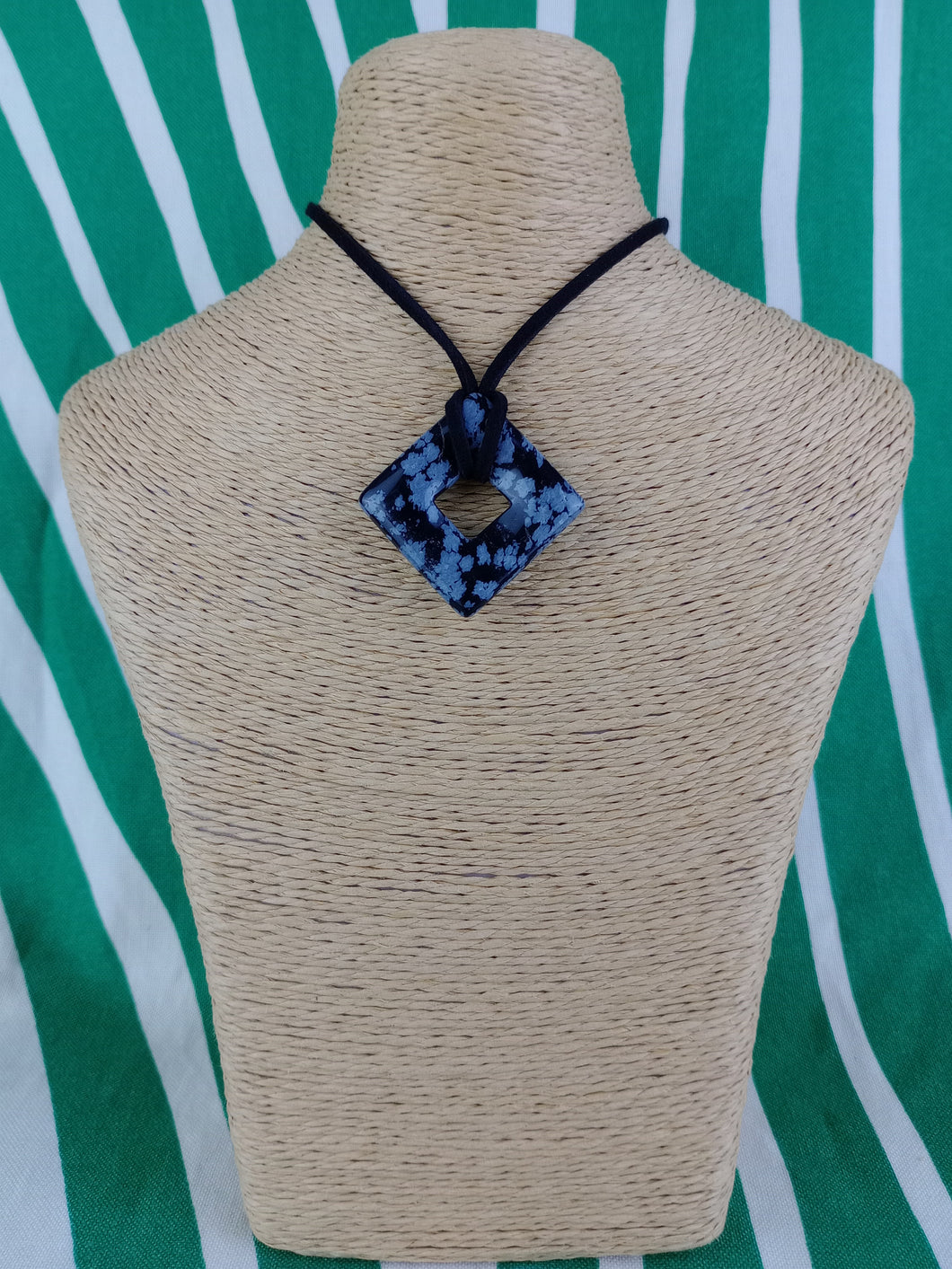 Colgante Rombo Obsidiana Nevada Mod. 3