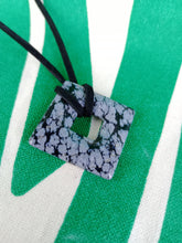 Cargar imagen en el visor de la galería, Colgante Rombo Obsidiana Nevada Mod. 2
