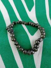 Cargar imagen en el visor de la galería, Pulsera Pirita Nuggets
