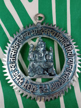 Cargar imagen en el visor de la galería, Decoracion Ganesha Metal Turquesa
