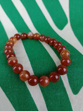 Cargar imagen en el visor de la galería, Pulsera Elástica Ágata Roja 8 mm
