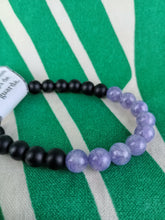 Cargar imagen en el visor de la galería, Pulsera Angelita (negra) 8 mm
