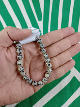 Cargar imagen en el visor de la galería, Pulsera Elástica Jaspe Dalmata 8 mm
