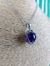 Cargar imagen en el visor de la galería, Colgante Amatista Estrella David

