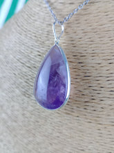 Cargar imagen en el visor de la galería, Colgante Amatista Plata Lagrima Mod. 1
