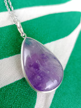 Cargar imagen en el visor de la galería, Colgante Amatista Plata Lagrima Mod. 1
