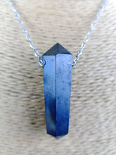 Cargar imagen en el visor de la galería, Colgante Shunguita Biterminado
