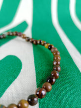 Cargar imagen en el visor de la galería, Pulsera Ojo De Tigre 4 mm
