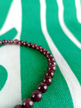 Cargar imagen en el visor de la galería, Pulsera Granate 4 mm
