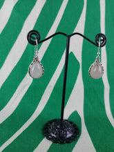 Cargar imagen en el visor de la galería, Pendientes Cuarzo Rosa Lagrima Plata
