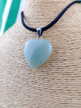 Cargar imagen en el visor de la galería, Colgante Corazon Grande Aventurina
