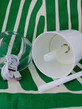 Cargar imagen en el visor de la galería, Difusor de Esencias Ultrasonico White 255 ml
