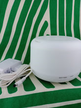 Cargar imagen en el visor de la galería, Difusor / Humidificador Ultrasónico Life of Leisure 300ml
