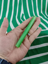 Cargar imagen en el visor de la galería, Vela Promesa Verdes
