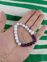 Cargar imagen en el visor de la galería, Pulsera Amatista + Howlita 8 mm

