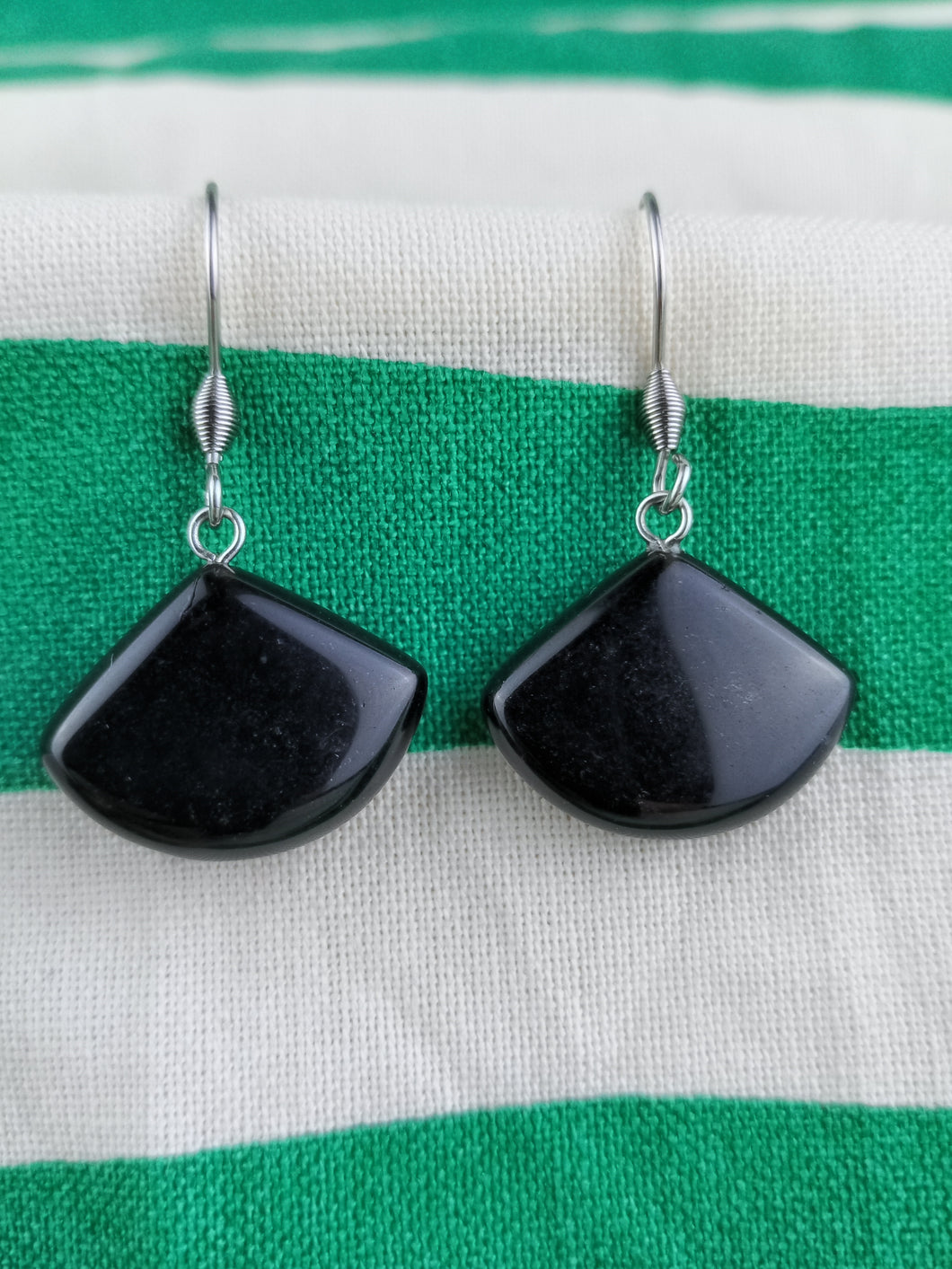 Pendientes Onix Abanico