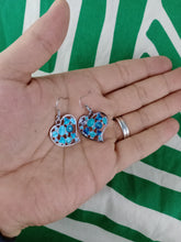 Cargar imagen en el visor de la galería, Pendientes Corazones Esmaltados Verdes

