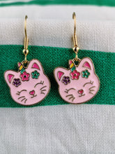 Cargar imagen en el visor de la galería, Pendientes Gatos Esmaltados
