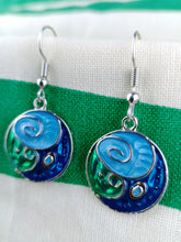 Cargar imagen en el visor de la galería, Pendientes Gaudi Circulo Tricolor Tonos Frios
