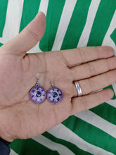 Cargar imagen en el visor de la galería, Pendientes Gaudi Mandala Espiral Morada
