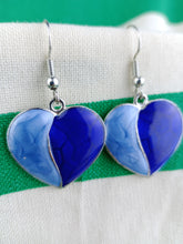 Cargar imagen en el visor de la galería, Pendientes Gaudi Corazones Azules

