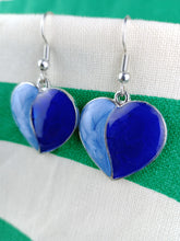 Cargar imagen en el visor de la galería, Pendientes Gaudi Corazones Azules
