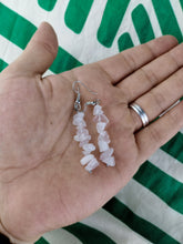 Cargar imagen en el visor de la galería, Pendientes Cuarzo Rosa Chips
