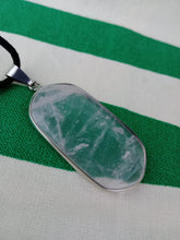 Cargar imagen en el visor de la galería, Colgante Cuarzo Rosa Acero inoxidable
