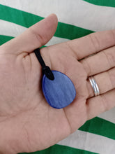 Cargar imagen en el visor de la galería, Colgante Cuarzo Azul Mod 1
