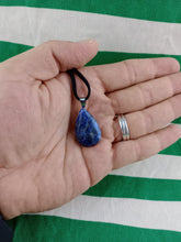 Cargar imagen en el visor de la galería, Colgante Sodalita Lagrima Mod. 5
