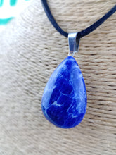 Cargar imagen en el visor de la galería, Colgante Sodalita Lagrima Mod. 4

