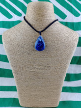 Cargar imagen en el visor de la galería, Colgante Sodalita Lagrima Mod. 3
