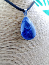 Cargar imagen en el visor de la galería, Colgante Sodalita Lagrima Mod. 3

