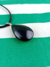 Cargar imagen en el visor de la galería, Colgante Obsidiana Negra Lagrima
