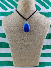 Cargar imagen en el visor de la galería, Colgante Cuarzo Azul Lagrima Mod. 1
