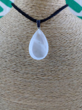 Cargar imagen en el visor de la galería, Colgante Cuarzo Cristal Lagrima Mod. 1
