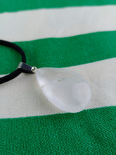 Cargar imagen en el visor de la galería, Colgante Cuarzo Cristal Lagrima Mod. 1
