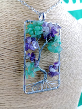 Cargar imagen en el visor de la galería, Colgante Arbol de Amatista y Aventurina

