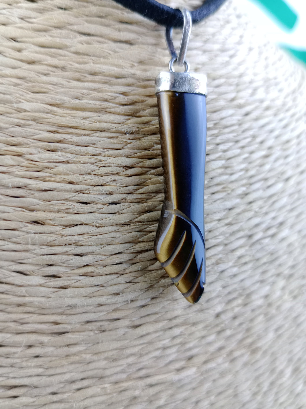 Manita Ojo de Tigre Mod 1