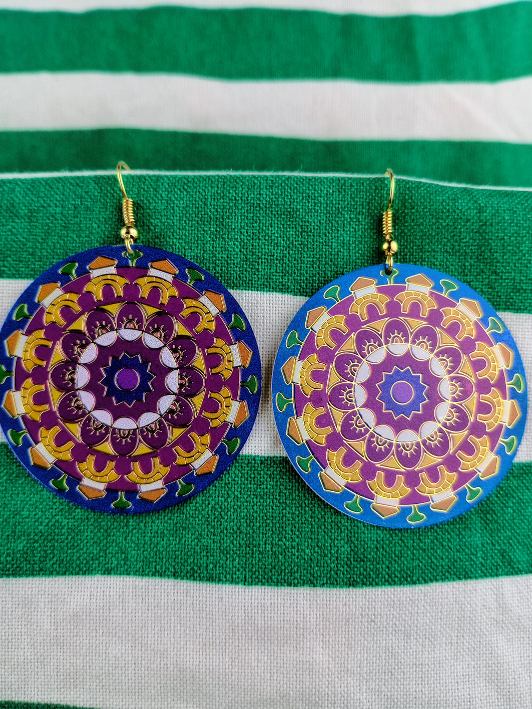 Pendientes Mandala Morado (Muy ligeros)