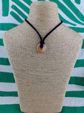 Cargar imagen en el visor de la galería, Colgante Mini Donut Agata
